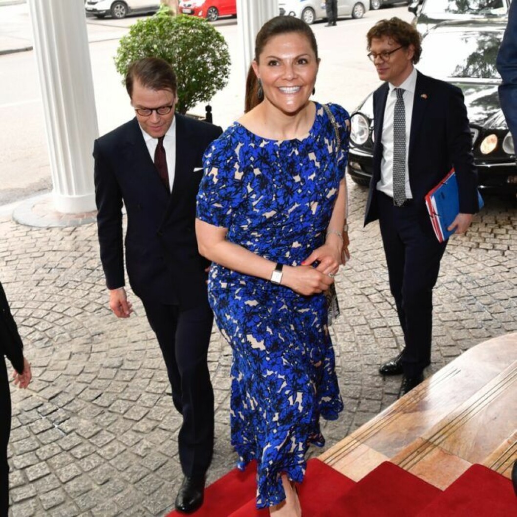 Bild: TT/Jonas Ekströmer Rodebjer blå klänning