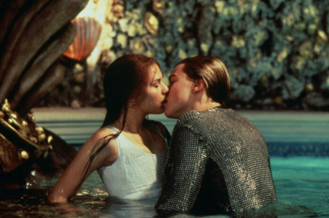Leonardo DiCaprio blir kär i fel tjej i <em>Romeo + Juliet</em>. Romeo + Juliet