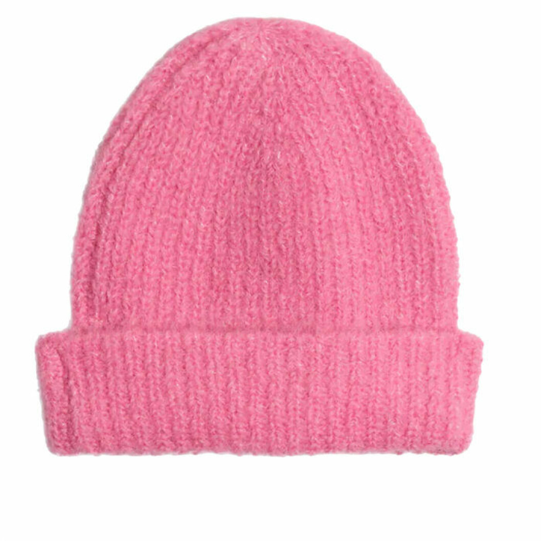 Rosa mössa från Gina tricot
