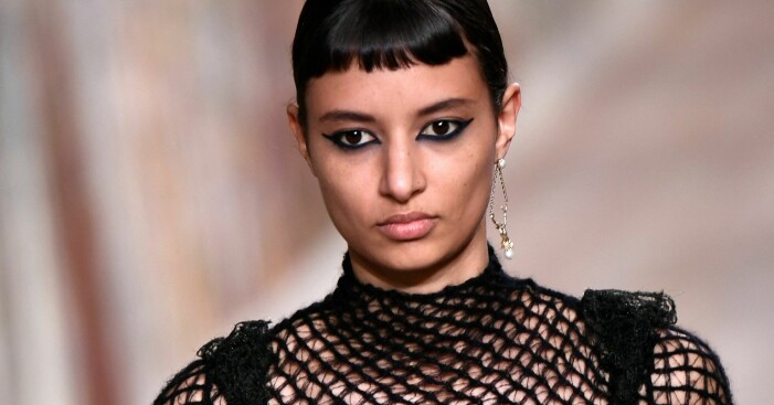 Dior visade markerad kajal på visningarna.
