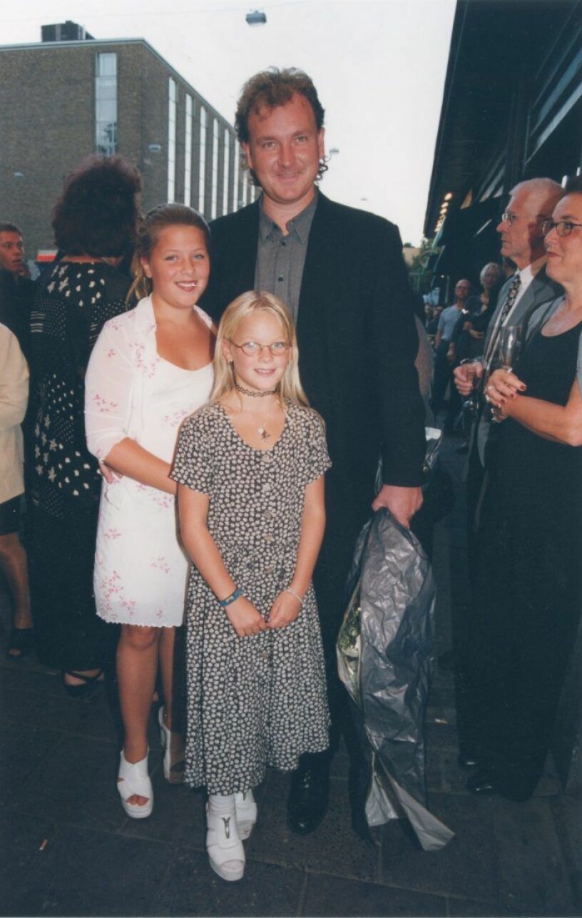 Patrik Ehrlersson med Amanda Engberg och Malin Engberg 1999. Foto: Cecilia Liljeton/TT