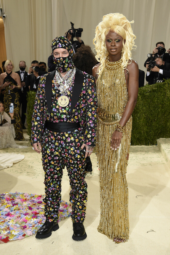 J Balvin och Symone.