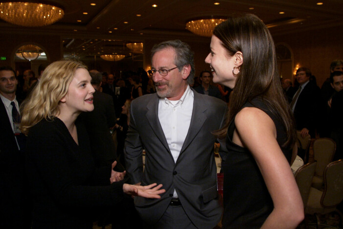 STEVEN SPIELBERG, DREW BARRYMORE OCH GWYNETH PALTROW