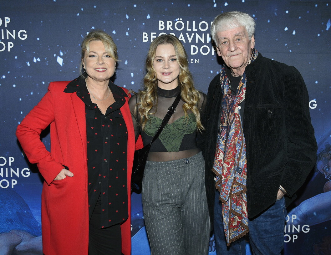 Skådespelaren Helena Bergström och regissören Colin Nutley tillsammans med deras dotter Molly. Helena Bergström och Colin Nutley tillsammans med dottern Molly.