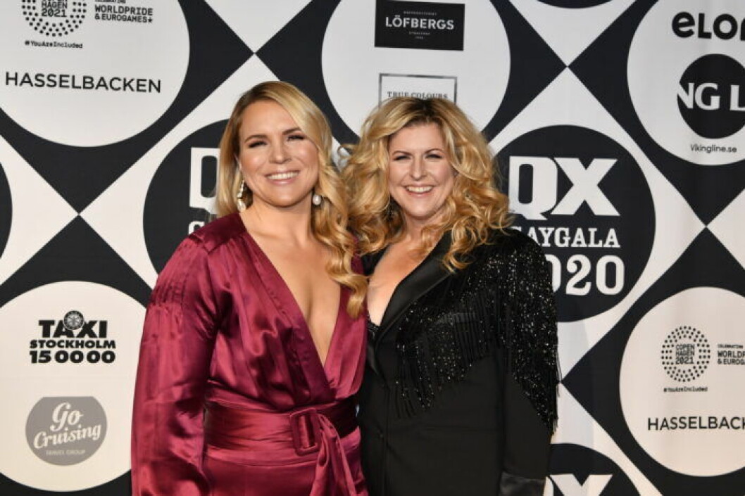Anja Pärson och Filippa Rådin är första paret ut i programmet Tillsammans med Strömstedts Foto: Jessica Gow / TT Anja Pärson och Filippa Rådin på Qx-galan 2020