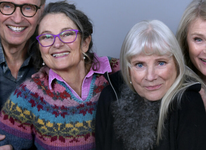Suzanne Reuter och ulla Skoog återförenas i rutan med <em>Äntligen</em> på SVT, julen 2022.