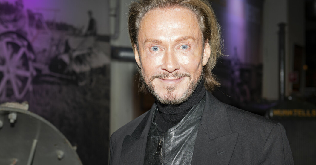 Christer Lindarw låg bakom klänningen.