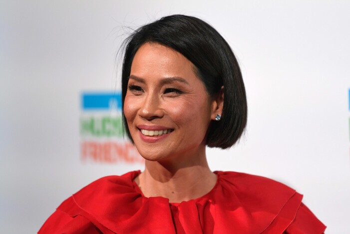 Lucy Liu har börjar välja bort det långa håret, för en kortare frisyr.