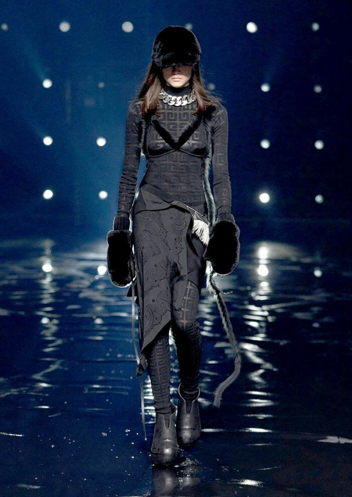 Givenchys Fall Winter 2021-2022 fashion show during Paris Fashion Week FW21