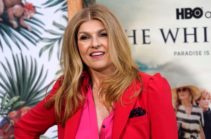 Skådespelaren Connie Britton vid premiären av HBO-serien The white lotus.