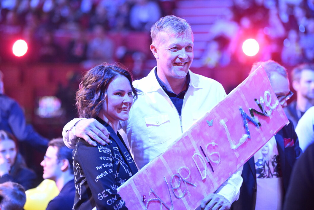 År 2022 kramades exmakarna Magdalena Graaf och Magnus Hedman i publiken när deras son Lancelot stod på <span class=" italic" data-lab-italic_desktop="italic">Melodifestivalens</span> scen. År 2022 kramades exmakarna Magdalena Graaf och Magnus Hedman i publiken när deras son Lancelot stod på Melodifestivalens scen.