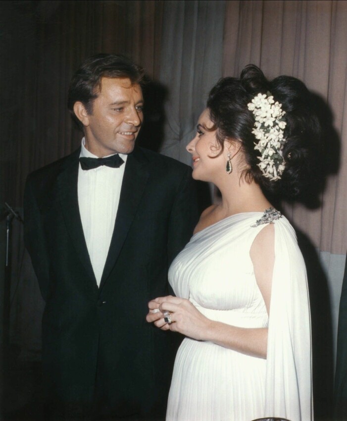 Richard Burton och Elizabeth Taylor på sin bröllopsdag.