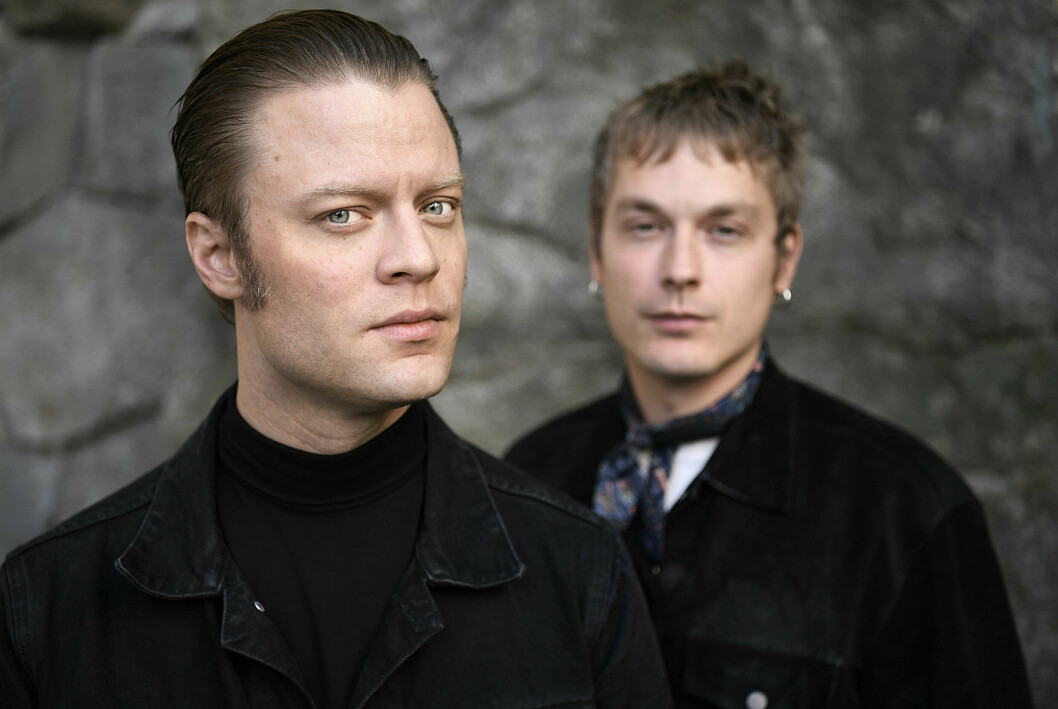 Björn Dixgård och Jens Siverstedt i Mando Diao.