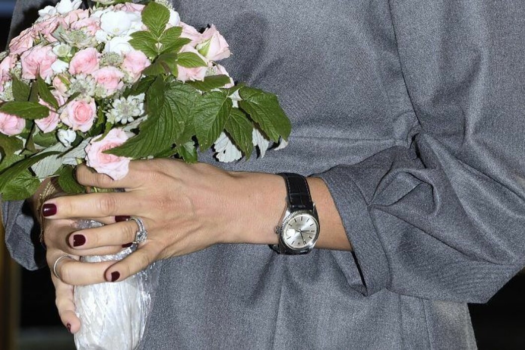 Madeleine fick en Rolex Datejust i gåva från Chris. Madeleine fick en Rolex Datejust i gåva från Chris.