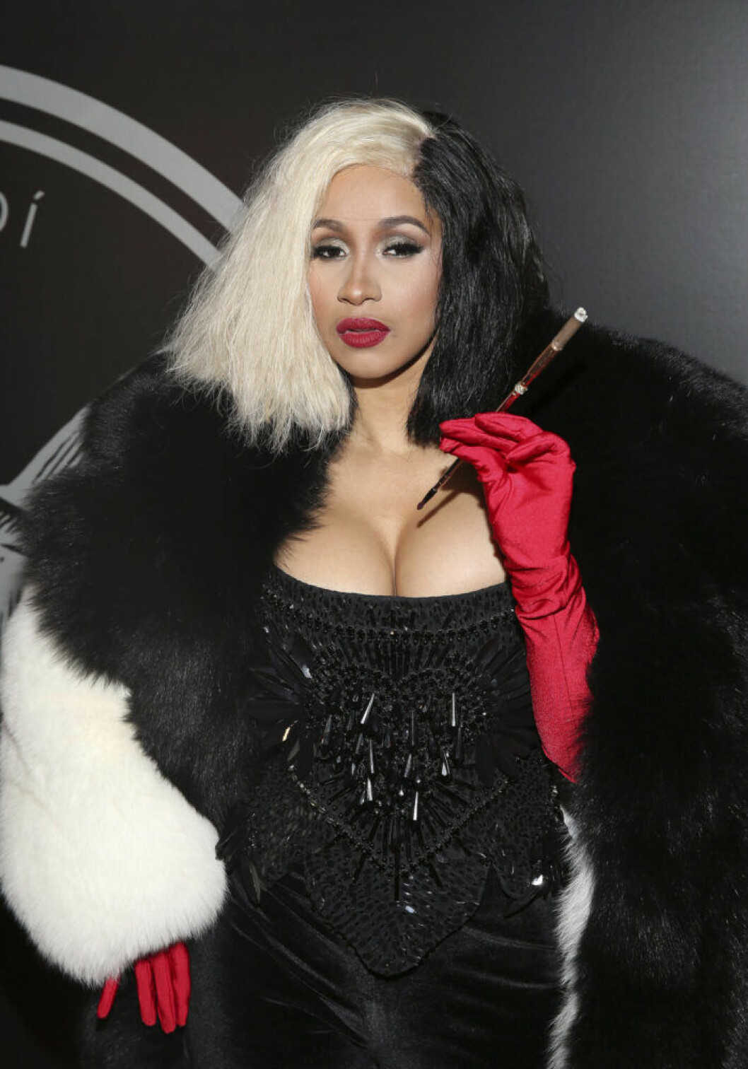 Cardi B som Cruella de Ville.