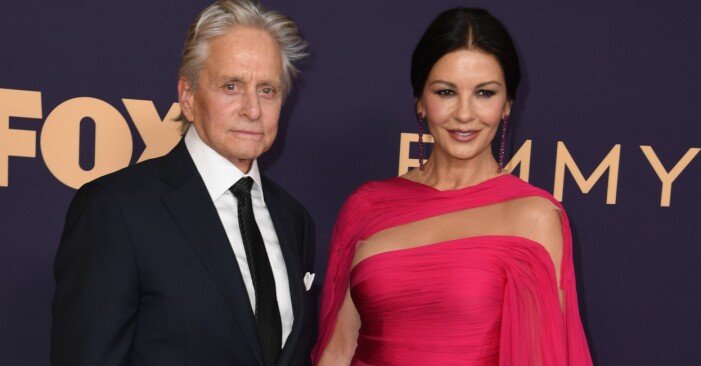 Michael Douglas är 25 år äldre än hustrun Catherine Zeta-Jones.
