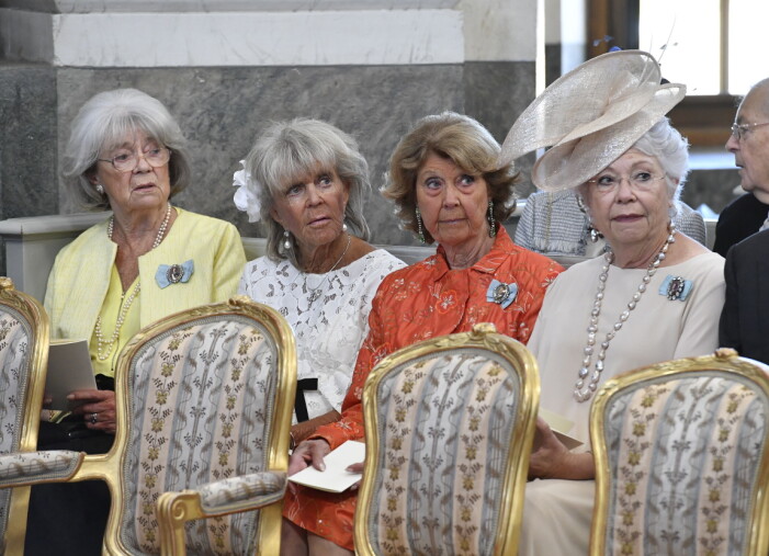 Alla Hagasessorna samlade på prinsessan Adriennes dop 2018.