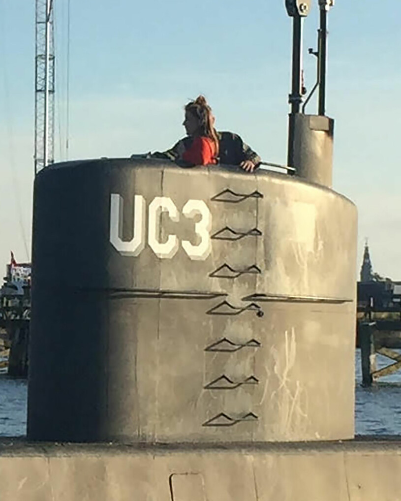 Kim Wall tillsammans med Peter Madsen på ubåten.