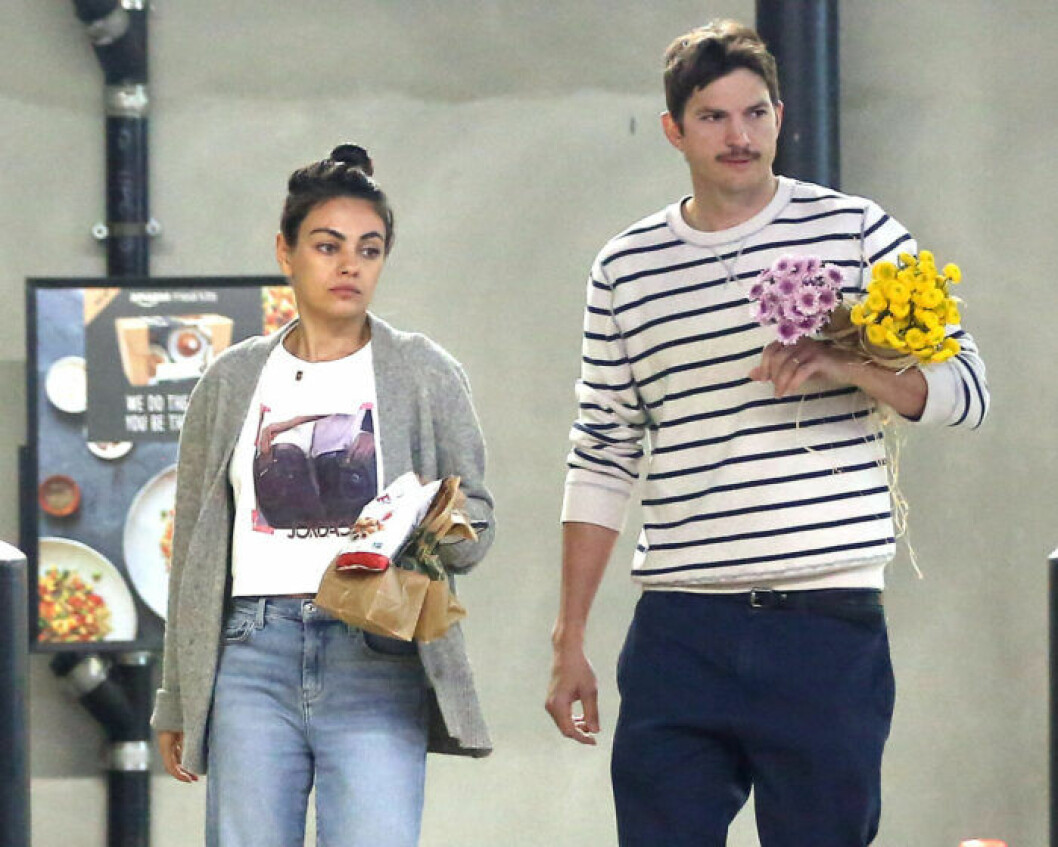 Mila Kunis och Ashton Kutcher. Mila Kunis och Ashton Kutcher.