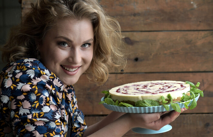 Smilla Luuk under pressfotografering för boken<em> Smilla firar glutenfritt</em>, år 2018.