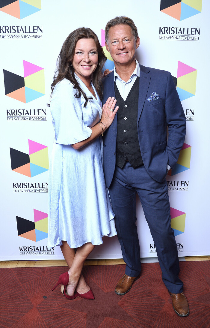 Lotta Engberg och Mikael Sandström dök upp tillsammans.