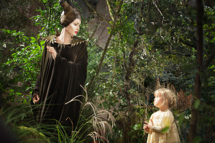 Angelina Jolie och dottern Vivienne i Maleficent.