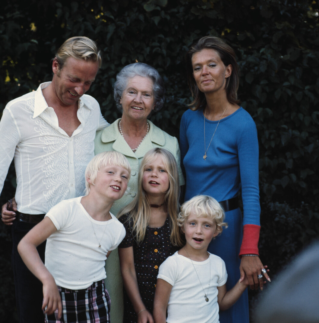 Under 1960-talet fick Birgitta och Hansi tre barn: Carl Christian, Desirée och Hubertus. Här syns familjen tillsammans med Birgittas mamma, prinsessan Sibylla.