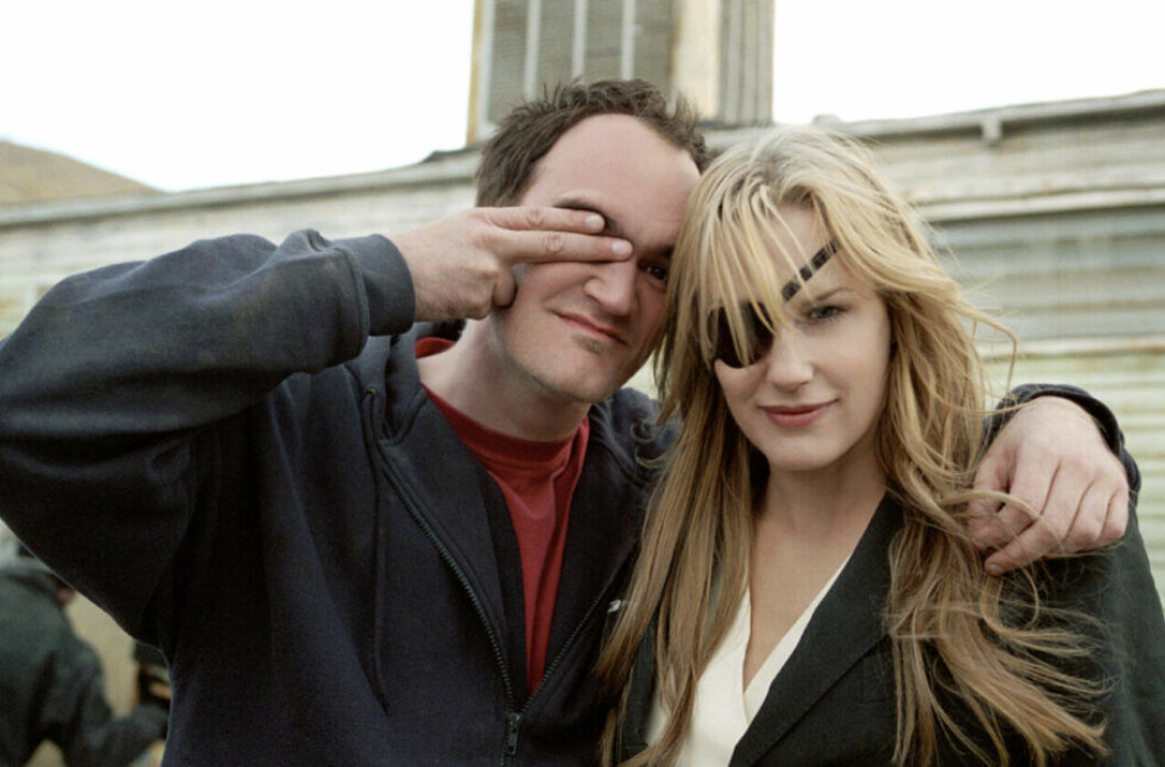 Quentin Tarantion och Daryl Hannah i samband med arbetet med succéfilmen <span class=" italic" data-lab-italic_desktop="italic">Kill Bill </span>2004.