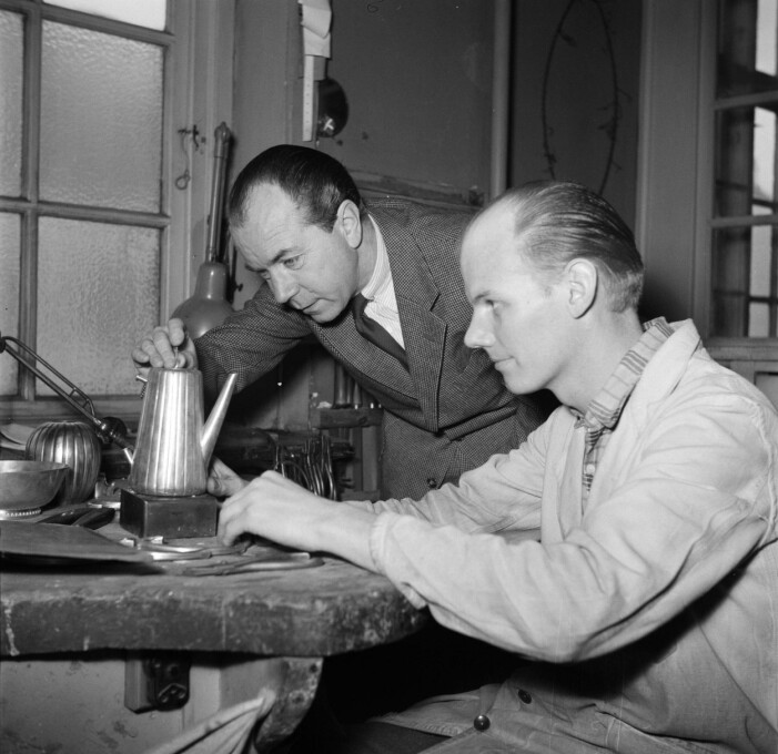 Sigvard designar för George Jensen 1954.