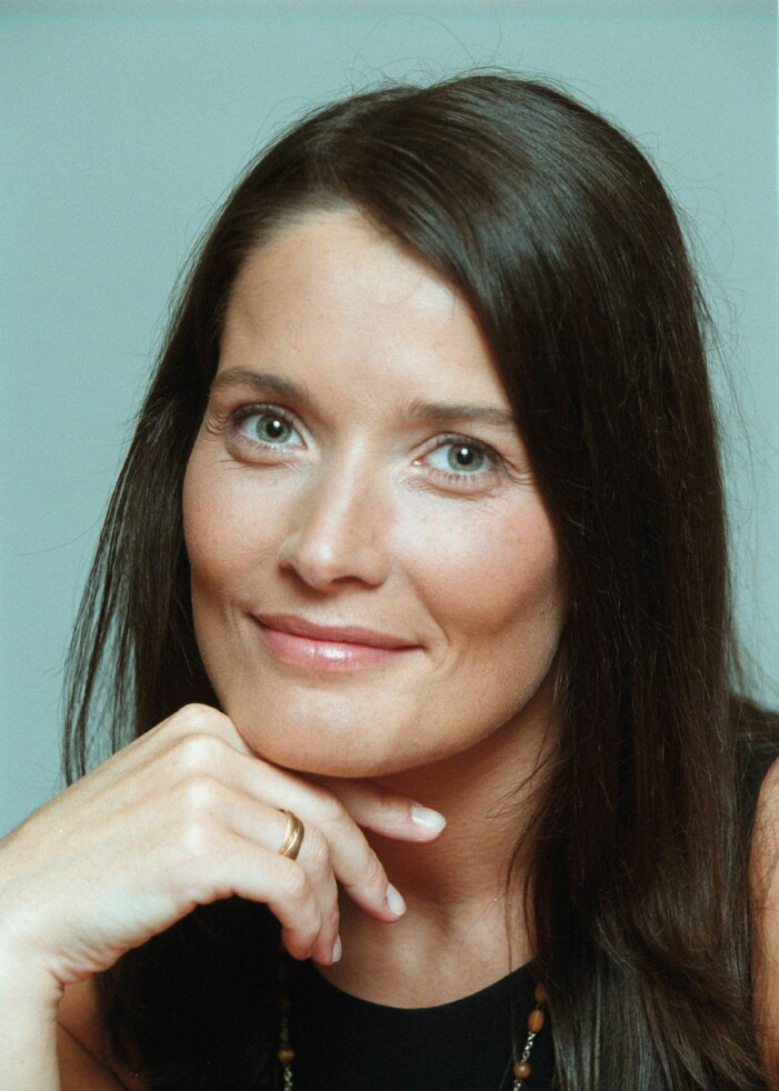 Agneta Sjödin firar 30 år på tv 2021 och slog igenom i programmet Tur i kärlek. Agneta Sjödin 1992 inför programmet sikta mot stjärnorna