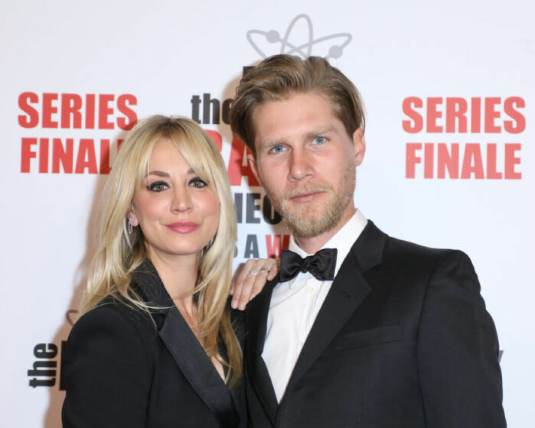 Kaley Cuoco med Karl Cook. Kaley Cuoco med Karl Cook.