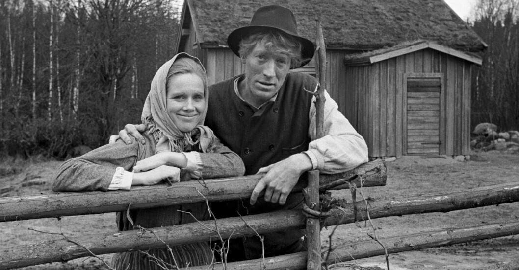 Filminspelning av Jan Troells film Utvandrarna, här syns Liv Ullman och Max von Sydow. Nu kommer den nya versionen. Filminspelning av Jan Troells film Utvandrarna, här syns Liv Ullman och Max von Sydow.