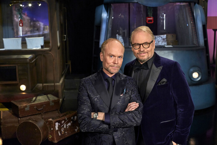 Kristian Luuk och Fredrik Lindström är omtyckta programledare för På spåret.