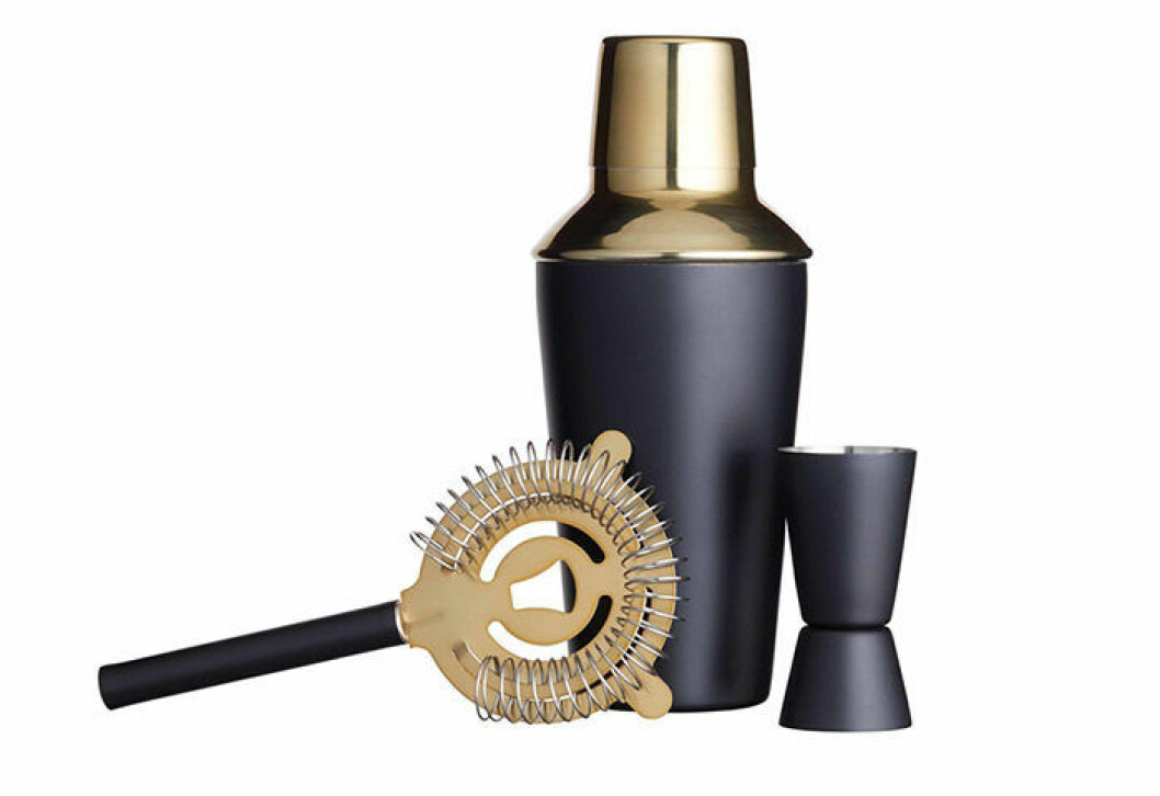 Cocktailset med shaker i svart och mässing från Kitchen Craft