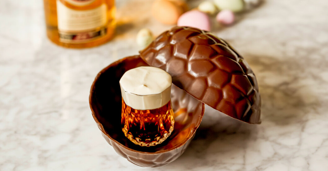 Shot serverad i ett chokladägg