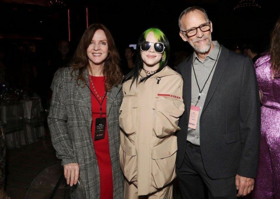 Billie Eilish med mamma Maggie Baird och pappa Patrick O'Connell