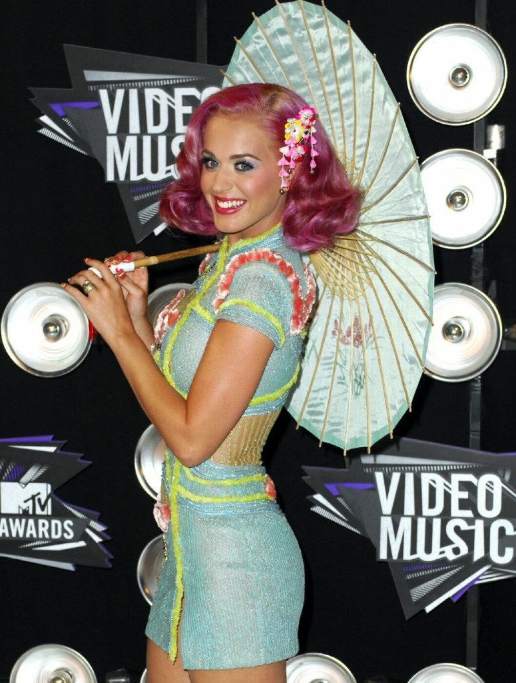 Katy Perry i rosa hår