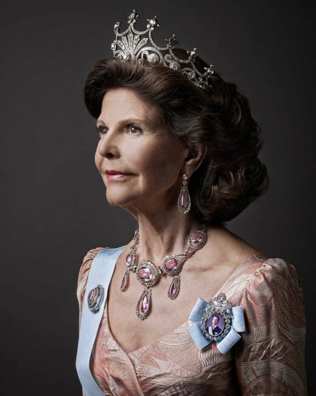 De maffiga rosa ädeltopasgarnityret. Silvia