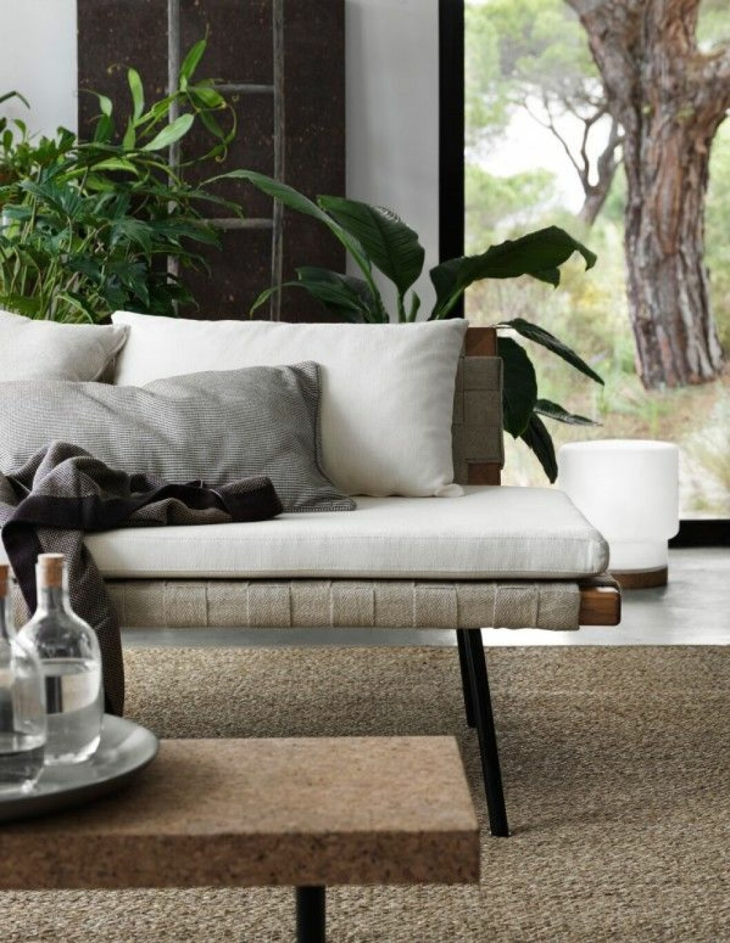 Ilse Crawfords nya serie <em>Sinnerlig</em> för Ikea lär gå som smör i solsken. Suget är stort, inte minst efter dagbädden. Mått 192x86x66 cm. Pris 3 995 kr. sinnerlig-ikea-ilse-crawford