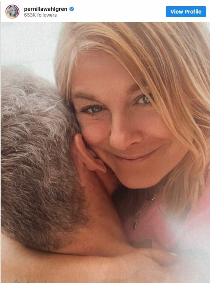 Bilden Pernilla Wahlgren lade ut på Instagram.