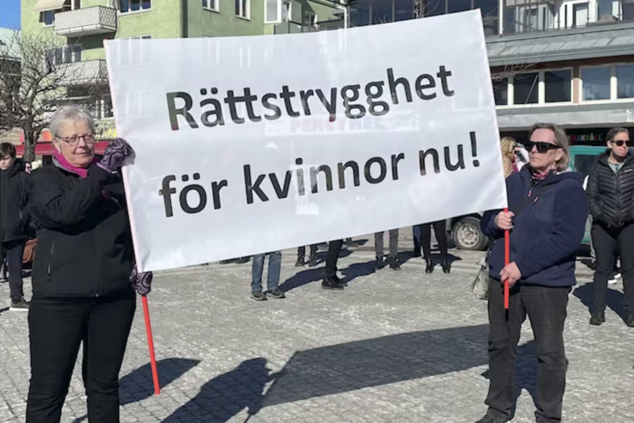 Manifestation F r Jeanette Efter Hovr ttens Nya Dom Femina manifestation-f-r-jeanette-efter-hovr-ttens-nya-dom-femina