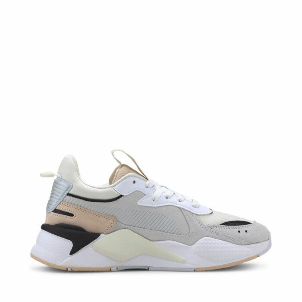 Sneakers med chunky sula