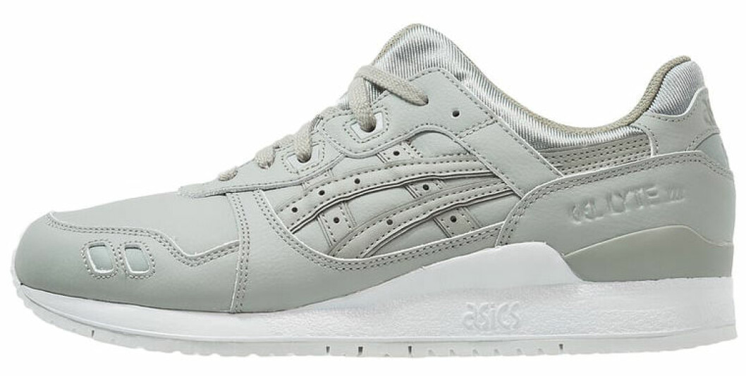 sneakers asics