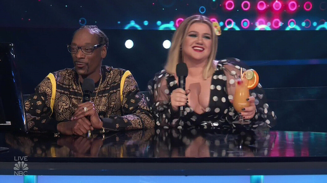 Snoop Dogg och Kelly Clarkson programleder USA:s motsvarighet till <span class=" italic" data-lab-italic_desktop="italic">Melodifestivalen</span> och <span class=" italic" data-lab-italic_desktop="italic">Eurovision Song Contest</span>. snoop dogg och kelly clarkson