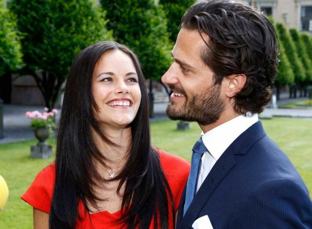 Sofia och Carl Philip vid förlovningem 2014. Carl Philip och Sofia