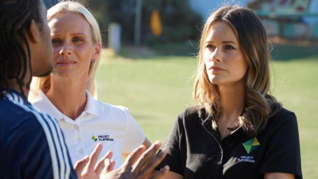 Sofia har ett stort engagemang för välgörenhet, och arbetar outtröttligt med sin stiftelse Project Playground! prinsessan Sofia och Frida Vesterberg