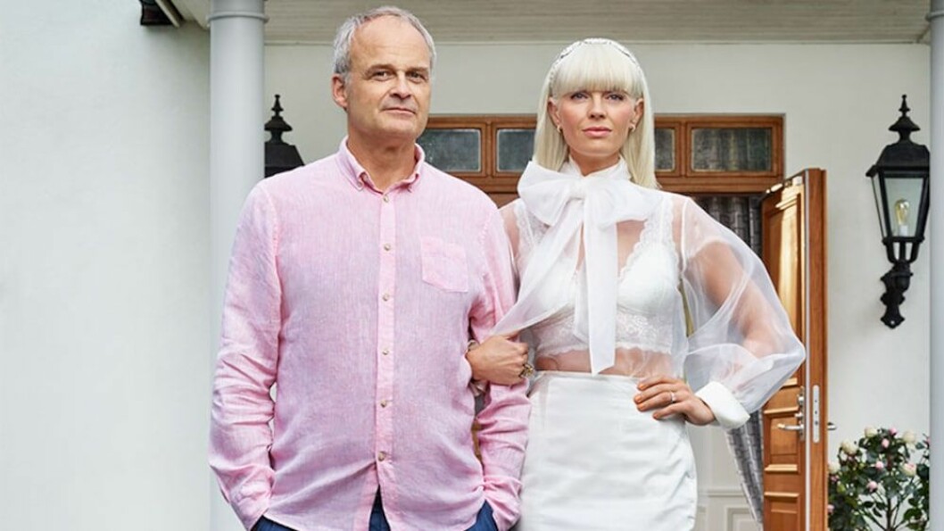 Johan Rheborg och Josephine Bornebusch spelar det gifta paret Fredde och Mickan i <em>Solsidan</em> på TV4. solsidan