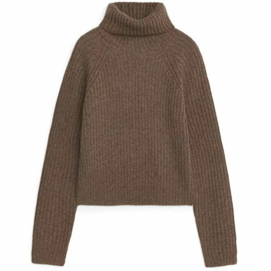 Brun polotröja från ARKET