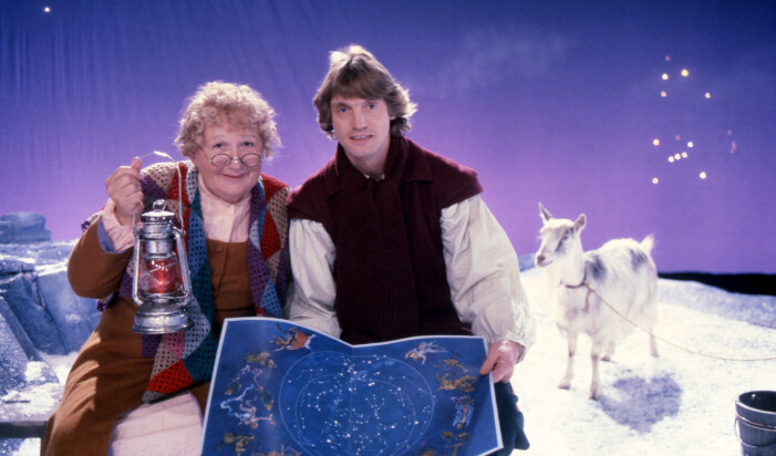 Julkalendern 1981. Tillsammans med sagotanten Mytha och pojken Astro fick tittarna lära känna historierna bakom stjärnbilderna. stjarnhuset julkalender