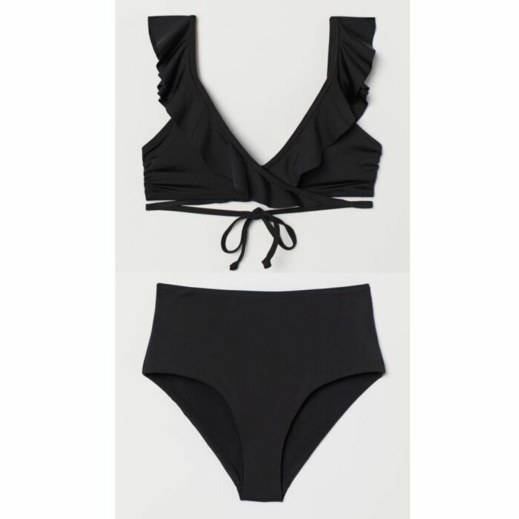 Svart volangbikini